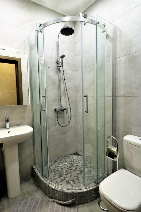 Luxury Aparthotel 5Rooms In Tbilisi Center Exterior photo