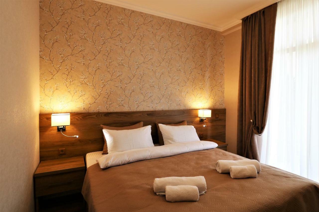 Luxury Aparthotel 5Rooms In Tbilisi Center Exterior photo